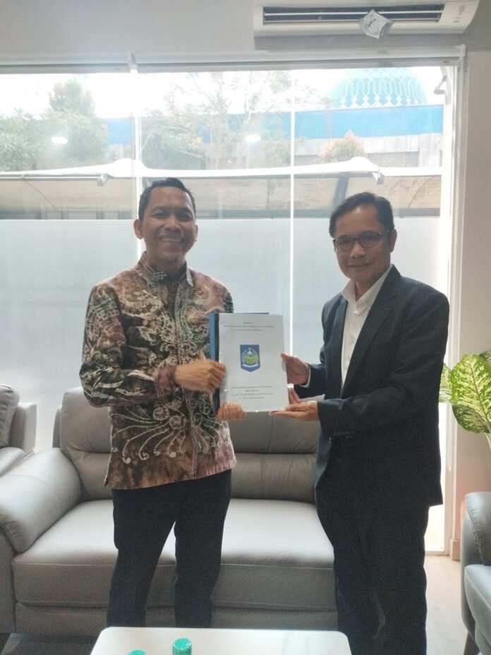 Disdikpora NTB Serahkan Proposal Revitalisasi SMAN 1 Lingsar ke Kemendikdasmen