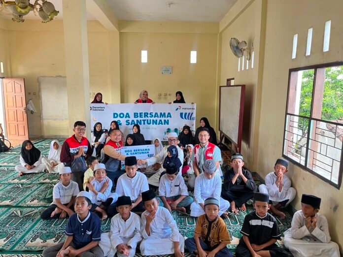 Hadirkan “Pertamina Berkah” Pertamina Patra Niaga AFT BIL dan IT Ampenan Berikan Santunan Anak Yatim dan Duafa di Lombok