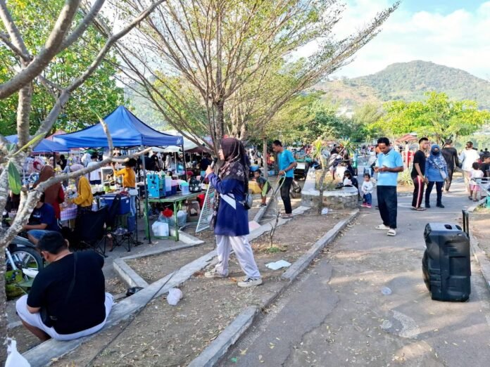 Perketat Pengelolaan Sampah Pelaku Usaha