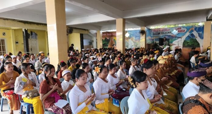 247 Peserta Meriahkan Utsawa Dharma Gita Tingkat Kecamatan
