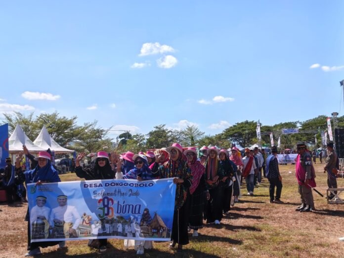Hari Jadi Bima ke-386 Tahun, Masyarakat Antusias Ikuti Pawai Rimpu