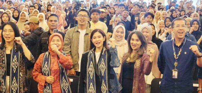Dian Sastro Ajak Generasi Muda Lombok Ubah Budaya Lokal Jadi Solusi dan Peluang Ekonomi