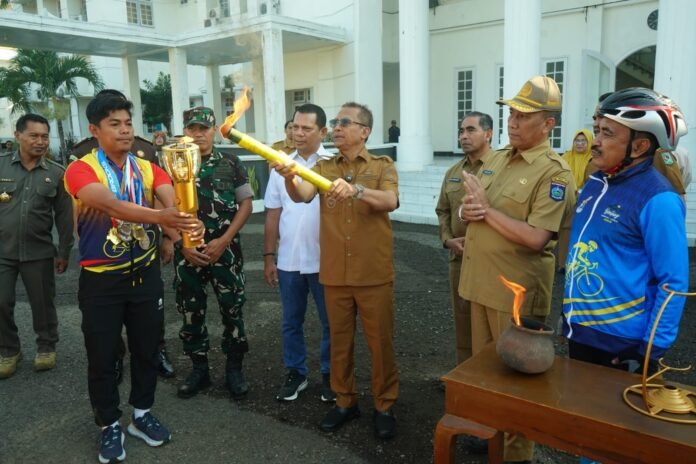 Kota Bima Awali Kirab Obor Porprov XII NTB