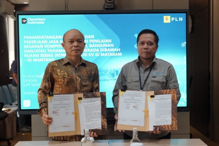 PLN UIP Nusra dan KJPP Tanda Tangani Kontrak untuk Proyek SUTT 150 kV Mataram-Mantang