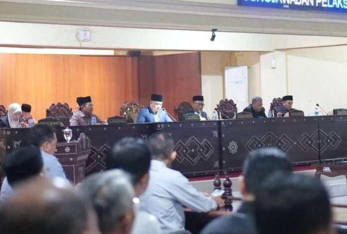 Pertanggungjawaban APBD Ditolak, Bupati Lobar Siapkan Solusi Melalui Perkada Sesuai Aturan
