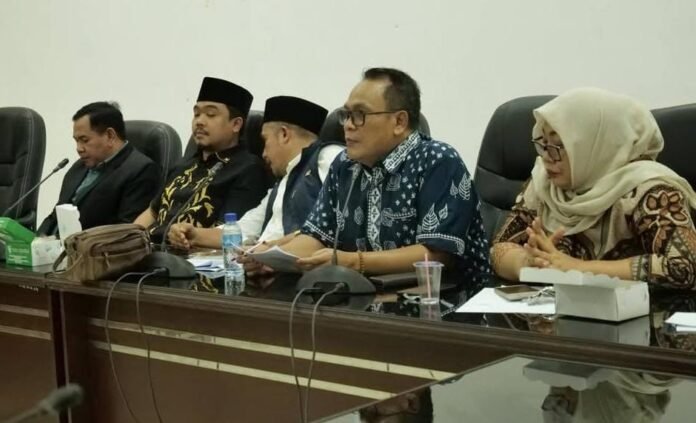 DPRD Lobar Minta Kepala OPD Dievaluasi
