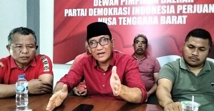 Kebijakan Sistem Satu Pintu Masuk di Pura Meru Taman Narmada Diminta Tinjau Ulang