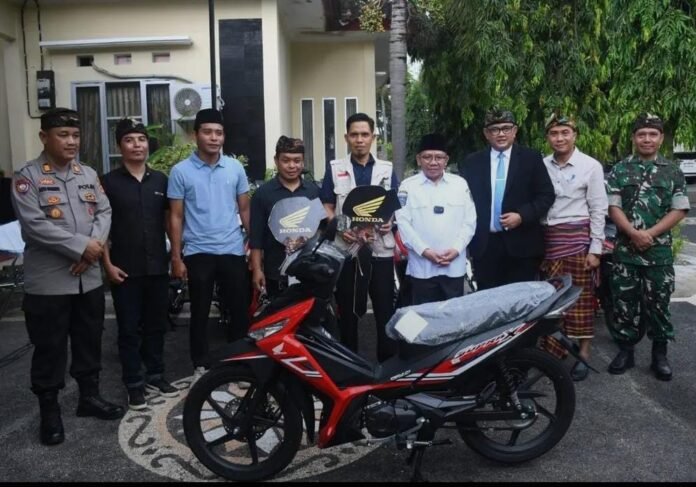 Pemda KLU Gelontorkan 113 Unit Motor untuk Kepala Dusun