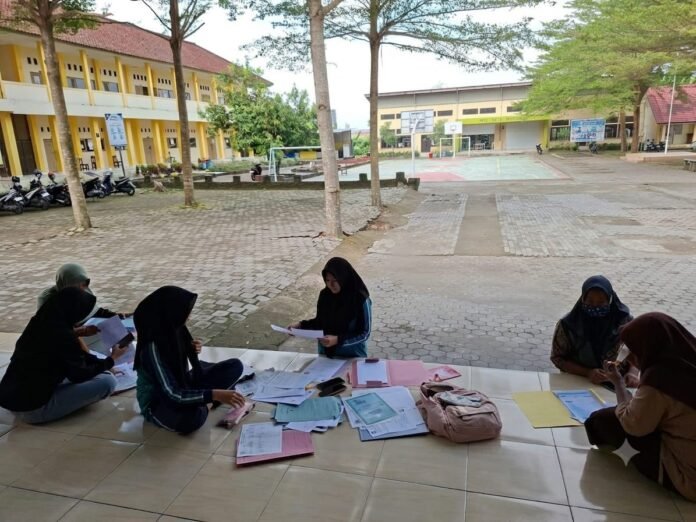 Bisnis Ritel Jadi Jurusan Paling Diminati di SMKN 1 Mataram