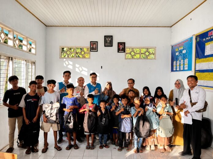 YBM PLN UIW NTB Salurkan Bantuan Pendidikan kepada 21 Anak Yatim, PLN Hadir Menguatkan Generasi Masa Depan*