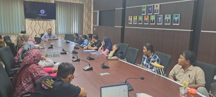 Mengadu ke DPRD Loteng, HWDI Tuntut Fasilitas Kesehatan Layak Disabilitas
