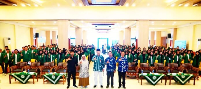 Siapkan Calon Guru Profesional dan Berdampak, FKIP Ummat Bekali Mahasiswa PLP 2 Terintegrasi KKN-Dik 2026