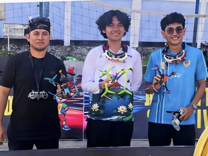 KSB Sabet Emas Pertama dari Cabor Aerosport Paramotor