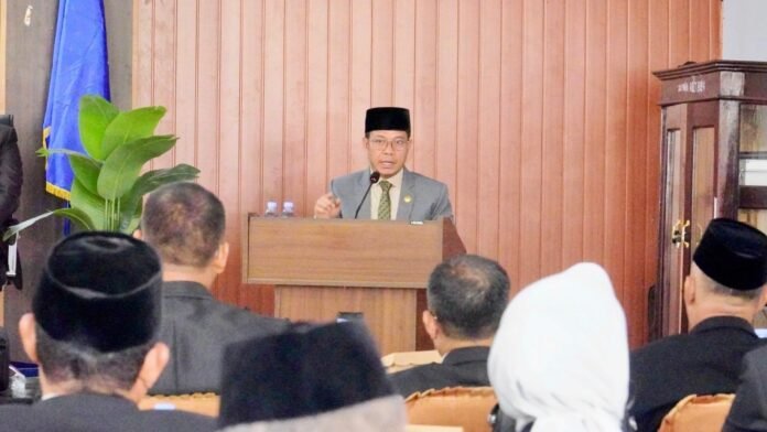 Dompu Darurat Sampah Bupati Dorong Masyarakat  Ubah Sampah Jadi Bernilai Ekonomi