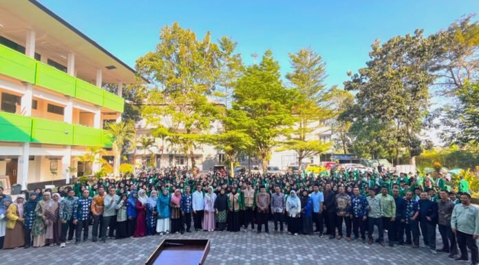 Pelepasan PLP 2 Terintegrasi KKN Pendidikan 2026, 288 Mahasiswa FKIP Ummat Siap Mengabdi di Sekolah-Sekolah Lombok Tengah Pelepasan PLP 2 Terintegrasi KKN Pendidikan 2026, 288 Mahasiswa FKIP Ummat Siap Mengabdi di Sekolah-Sekolah Lombok Tengah