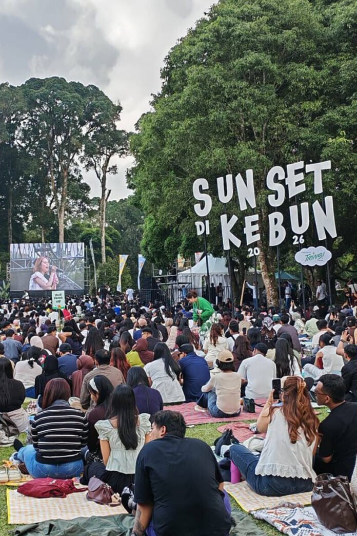 Telkomsel Dukung Kenyamanan Pengunjung Sunset di Kebun melalui Penguatan Jaringan dan Layanan Pelanggan
