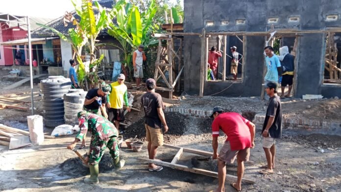 Satgas TMMD dan Warga Kebut Rehabilitasi Musala Baiturrahman