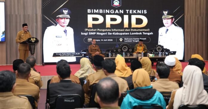 Dorong Keterbukaan Informasi di Sekolah, Puluhan PPID SMP di Loteng Dapat Bimtek Khusus