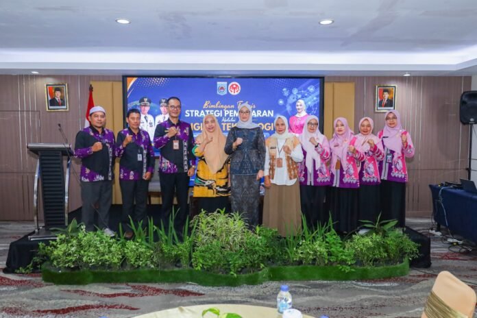 Pelatihan Digital Marketing dan Desain Kerajinan Mutiara, Pelaku UMKM Naik Kelas, Bros Tembolak Menjadi Produk Kriya Asli Kota Mataram
