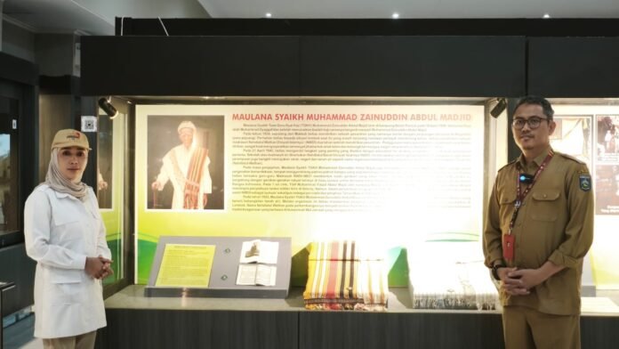 Anggota DPR RI Kunjungi Vitrin Pahlawan Nasional di Museum NTB