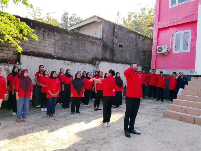 DPC PDIP KLU Gunakan HUT RI sebagai Momentum Perjuangan untuk Kesejahteraan Rakyat