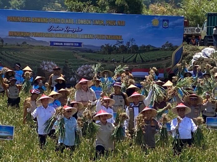 Kapolri Dorong Sembalun Kembalikan Kejayaan Bawang Putih Indonesia