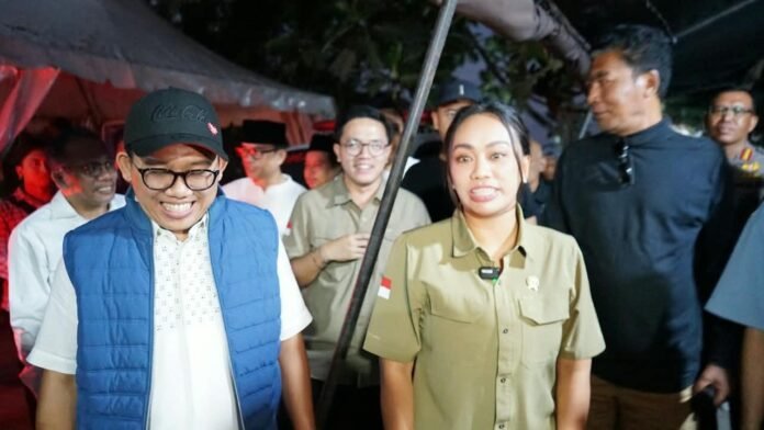 Utusan Khusus Presiden Bidang Pariwisata Pastikan Rumah Adat Sade Dibangun Kembali