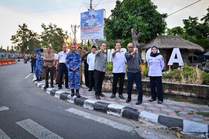 Gubernur dan Wali Kota Tinjau Rekayasa Lalu Lintas Simpang Empat Rembiga