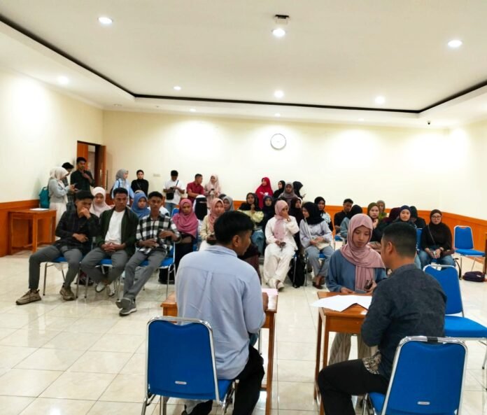 Ummat Salurkan Bantuan kepada 75 Mahasiswa Asal NTT Terdampak Bencana, Tegaskan Komitmen Jaga Keberlanjutan Studi