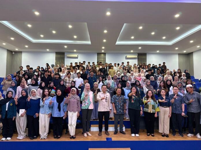 Pinjaman Daring Terus Bertumbuh, AFPI Dorong Literasi Keuangan dengan Pindar Mengajar dan Media Roadshow