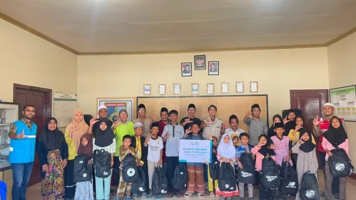 Sambut HUT RI ke-81, PLN UIW NTB Salurkan Bantuan Pendidikan untuk Anak Yatim dan Dhuafa