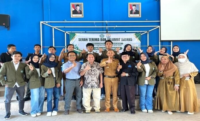 STIE AMM Mataram Lepas 58 Mahasiswa KKNT untuk Pengembangan Potensi Desa di Lombok Barat