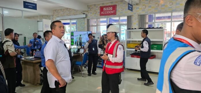 Gubernur Miq Iqbal Akselerasi Transformasi SMK Berbasis Industri