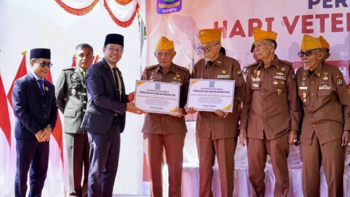 Bupati Dompu Bebaskan PBB dan Berikan Layanan Kesehatan Gratis bagi Veteran
