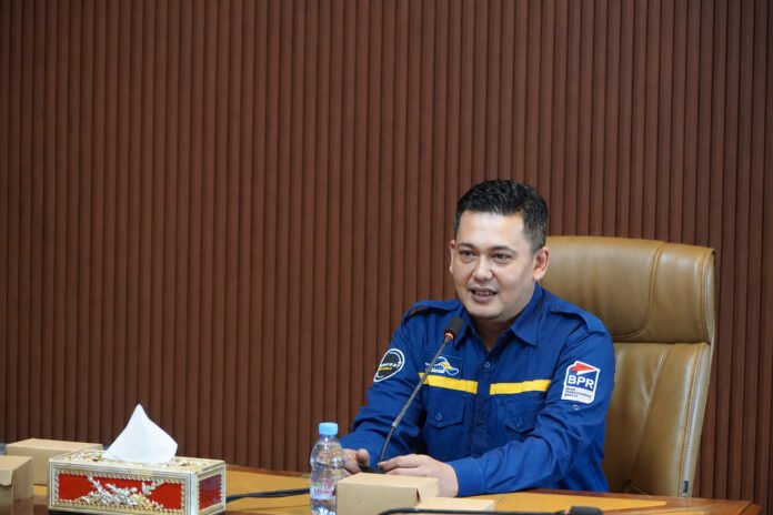Kebut Konversi ke Syariah, 20 Pengurus BPR NTB Disertifikasi