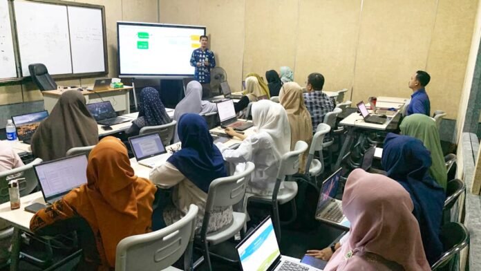 Dosen Ummat Perkuat Kompetensi Analisis Data melalui Pelatihan JASP dan “Artificial Intelligence”