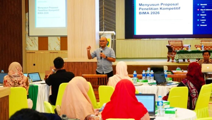 Perkuat Riset Dosen, Diktilitbang PP Muhammadiyah Bersama LPPM Ummat Hadirkan Workshop Hibah dan Publikasi Internasional