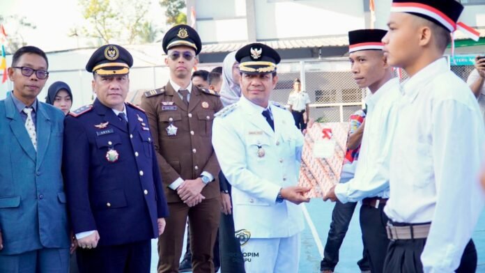 Delapan Orang di Sumbawa Bebas, 386 Warga Binaan di Dompu Terima Remisi