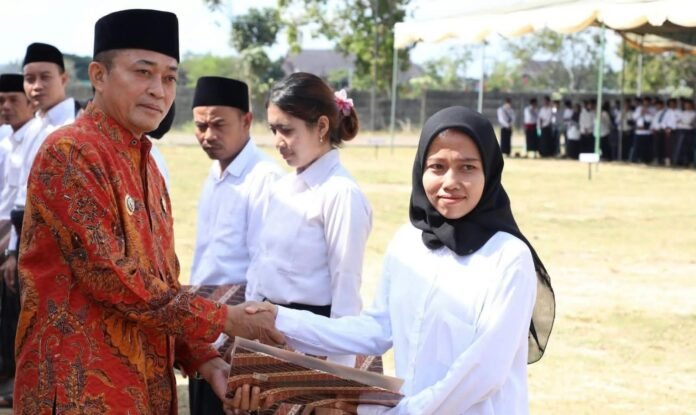 Bupati Loteng Lantik 1.004 Anggota BPD