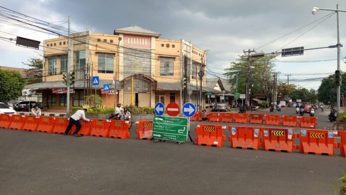 Rekayasa Lalu Lintas Simpang Empat Rembiga Dilanjutkan