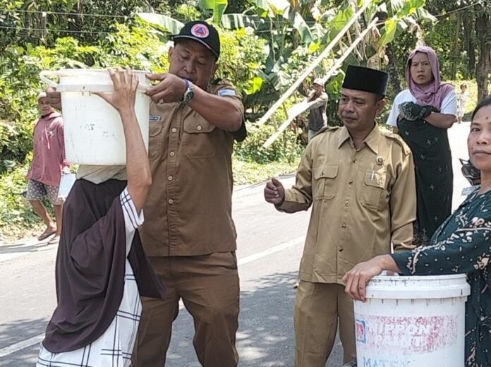 Kekeringan di Lobar Meluas hingga 62 Dusun, Status Darurat Belum Ditetapkan