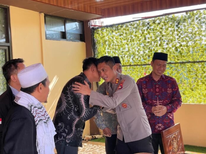 Jaga Kamtibmas, Polres KLU Perkuat Sinergi dengan Forum Pondok Pesantren