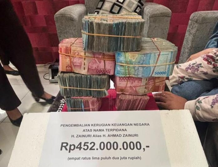 Anggota DPRD Lobar Nonaktif Lobar Ahmad Zainuri Lunasi Uang Pengganti Korupsi