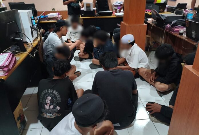 Remaja yang Viral Bawa Sajam di Mataram Terancam Hukuman Penjara