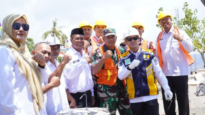 Peletakan Batu Pertama Pembangunan 9 KNMP, Bupati : Ikhtiar Pemerintah Tingkatkan Kesejahteraan Masyarakat Pesisir