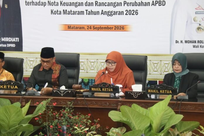 Pemandangan Umum Fraksi-fraksi DPRD Kota Mataram, Soroti Sampah, Retribusi dan Serapan Anggaran dalam Perubahan APBD 2026