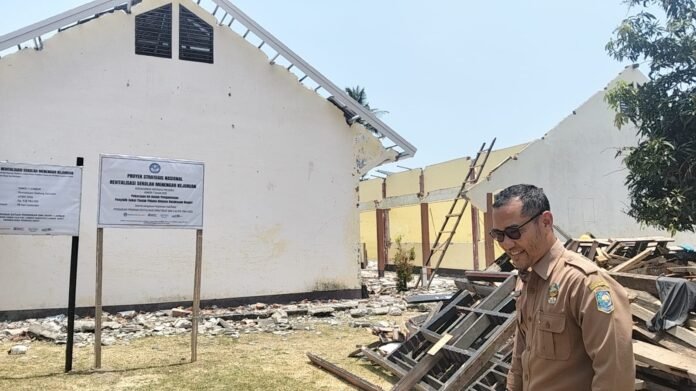Kemendikdasmen Revitalisasi Gedung Rusak di SMKN 1 Lembar