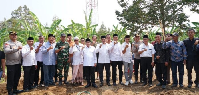 Bupati KLU Apresiasi Partisipasi Masyarakat untuk Desa Persiapan