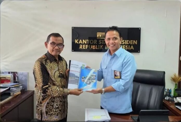 Jemput Program ke Pusat, Wabup Sumbawa Serahkan Usulan ke KSP