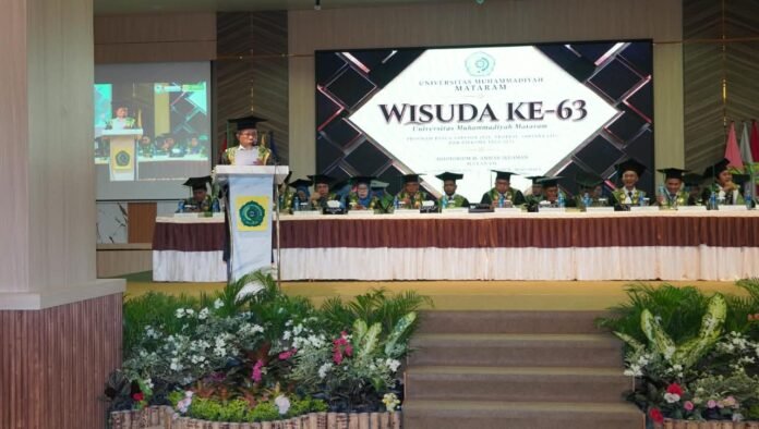 Kukuhkan 997 Lulusan di Wisuda Ke-63, Ummat Hasilkan Lulusan Unggul, Berkualitas, dan Mampu Bersaing
